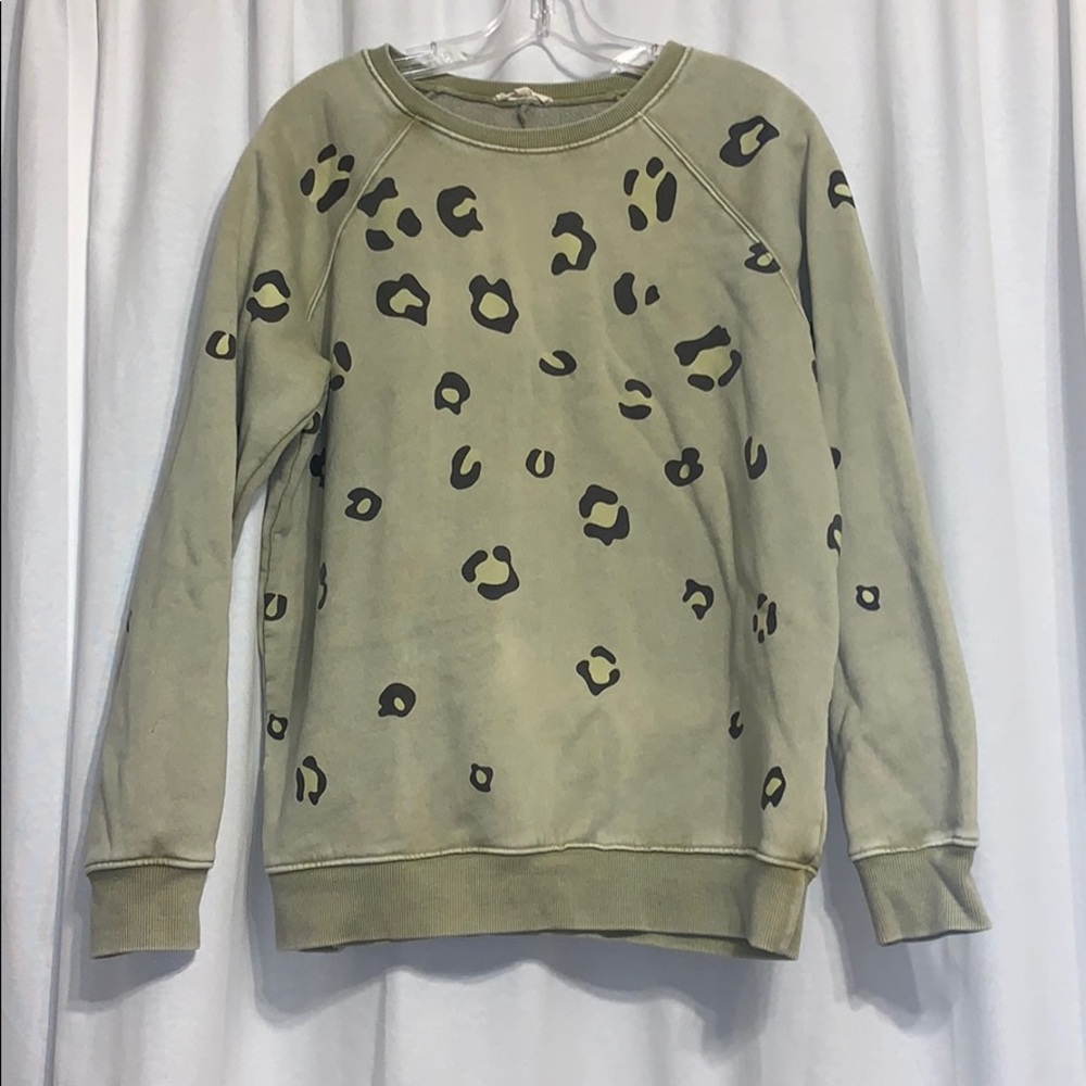 Light Green Cheetah Print Sweatshirt